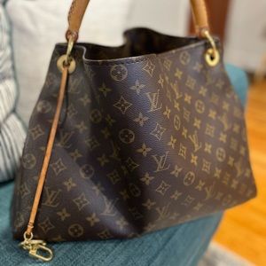 Autentic 2010 Louis Vuitton Artsy MM
